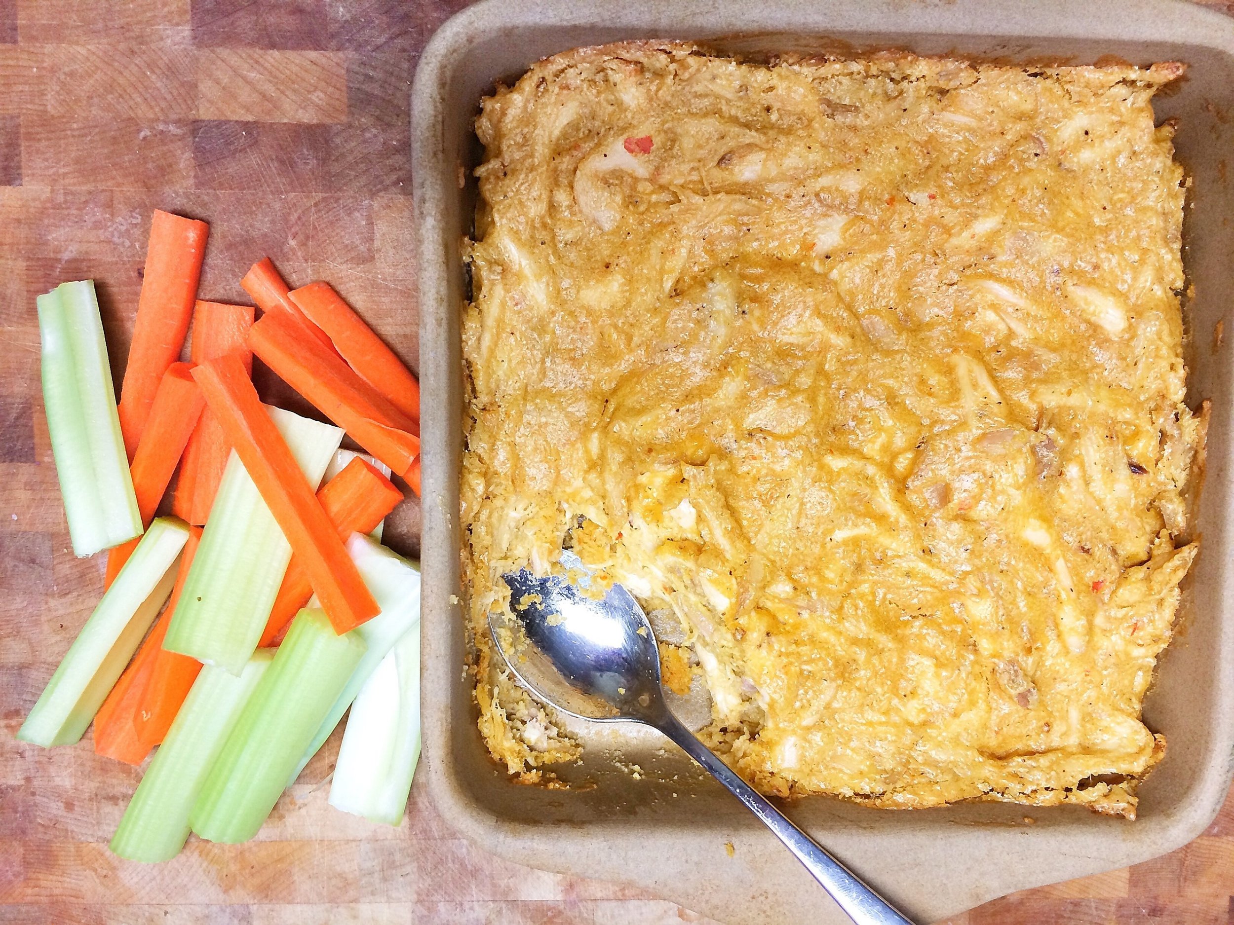 Buffalo Chicken Dip (Dairy-Free)