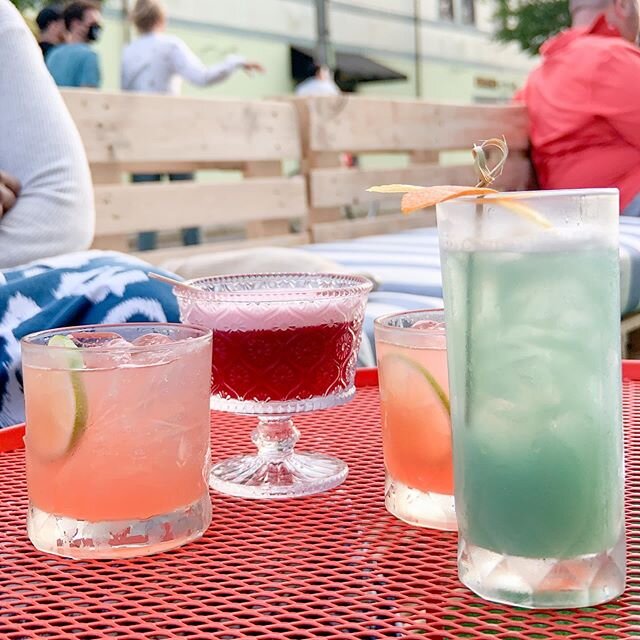 &ldquo;Who knows what will befall us tomorrow, John? You could be hit by a Mack truck or bopped on the head by a tiny piece of space debris.&rdquo;
- Moira Rose
.
.
Cocktails at @laylowap outdoor &lsquo;lounge&rsquo; as business reopens in the street